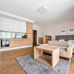 Sopocka Rezydencja, Sun & Snow شقة